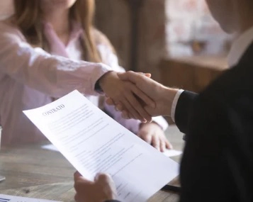 Qué cambia en los contratos de trabajo a partir del 5 de octubre de 2026